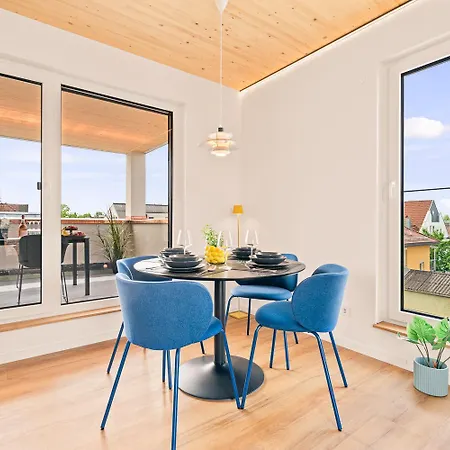 아파트 Penthouse Mit Traumhafter Terrasse Klimatisiert *